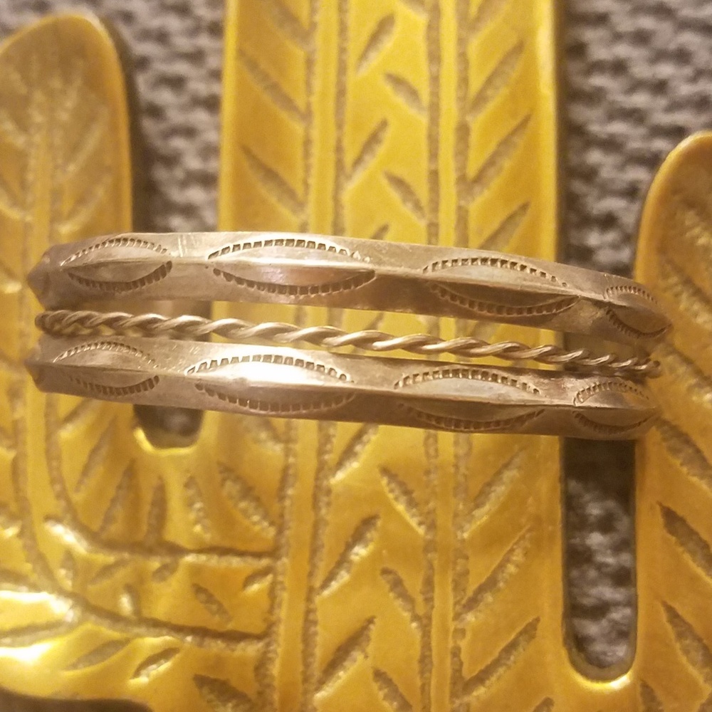 Vintage Tahe Navajo bracelet